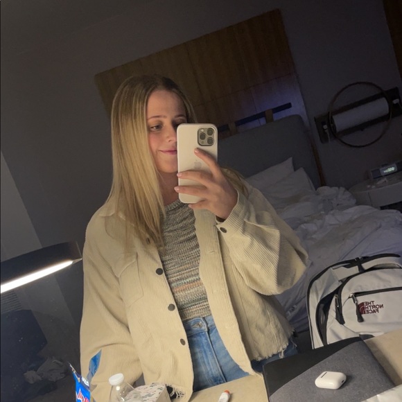 brookeee_28
